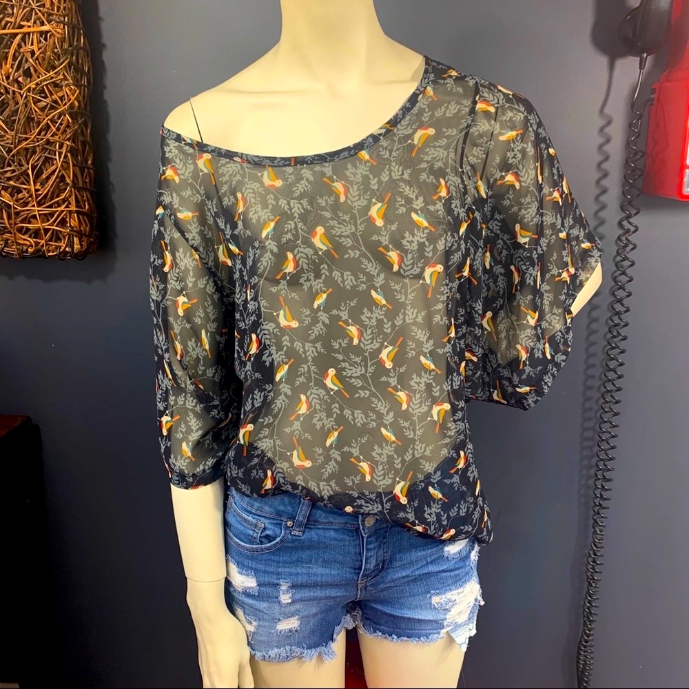 Birdseye bird print batwing crepe blouse/top
